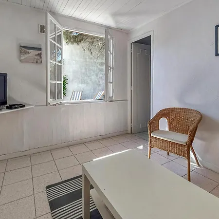 Holiday home 3 Bedroom Awesome In *