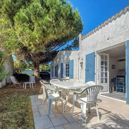 3 Bedroom Awesome In Holiday home Saint-Pierre-d'Oleron