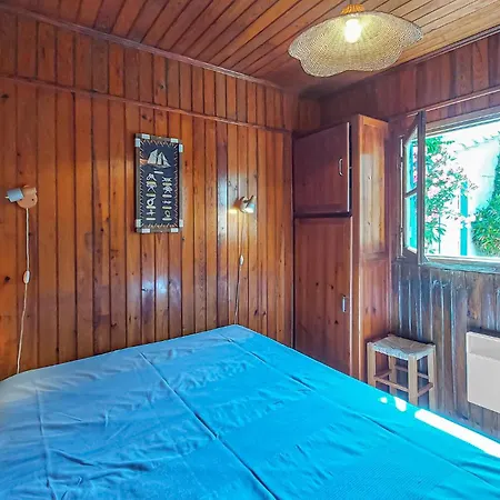 Hébergement de vacances 3 Bedroom Awesome In Saint-Pierre-d'Oleron